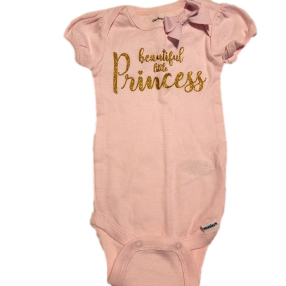 𝅺2 Gerber baby girl onsies. 0-3 months. Pink. Both for 10 or 5 each - Picture 4 of 4